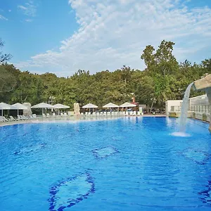 4* Hotel Forest Beach